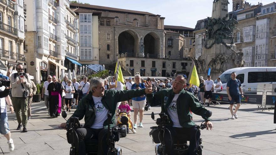 CaMinus inicia su ruta de 400 kilómetros en silla de ruedas