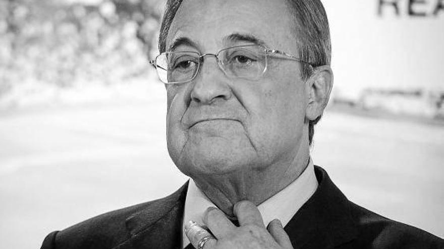 Florentino Pérez ratifica a Benítez