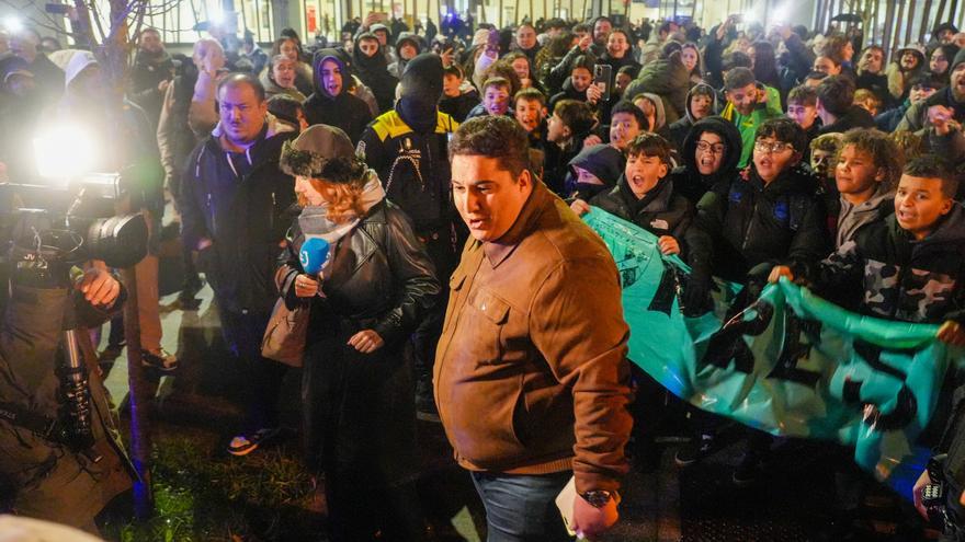 La oposición a Akbache en el CD Lakua dice que el argumentario del racismo "no cuela"