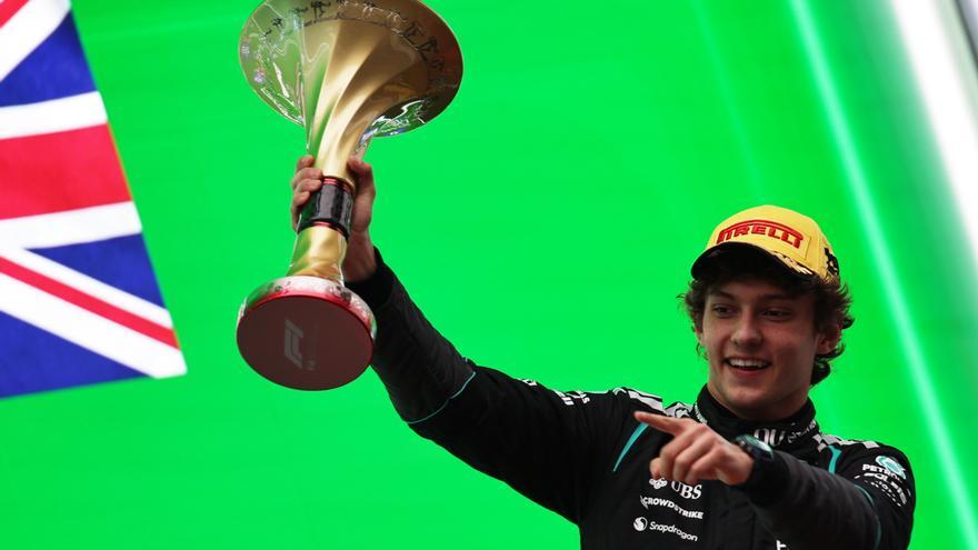 Antonelli enciende la rivalidad en Mercedes