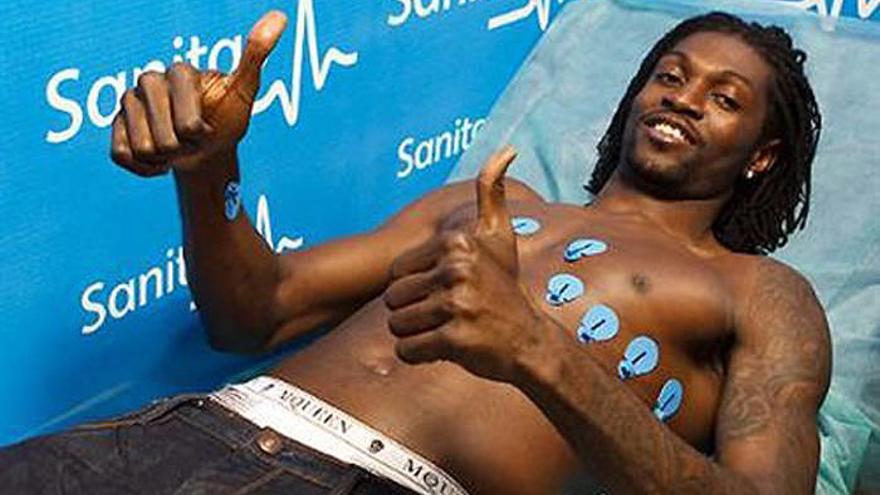 El Tottenham Hotspur ficha al togolés Emmanuel Adebayor