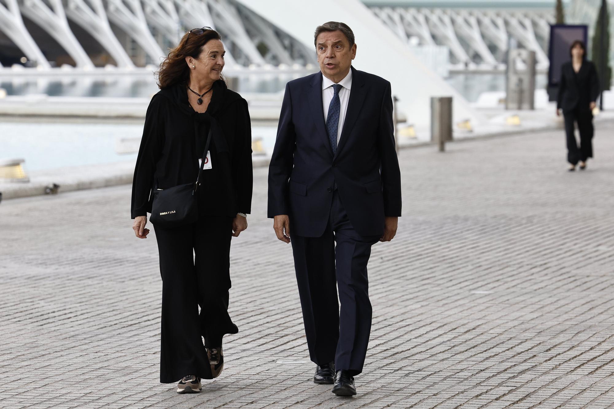 Comienzan a llegar los asistentes al funeral de Estado para las víctimas de la dana