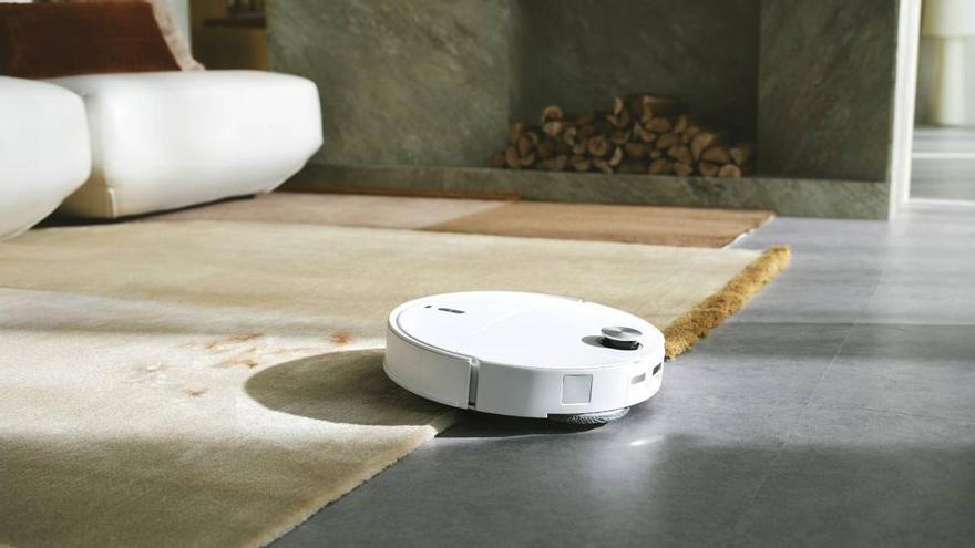 Potente y compacto: El robot aspirador más vendido de Amazon tiene más del 30% de descuento