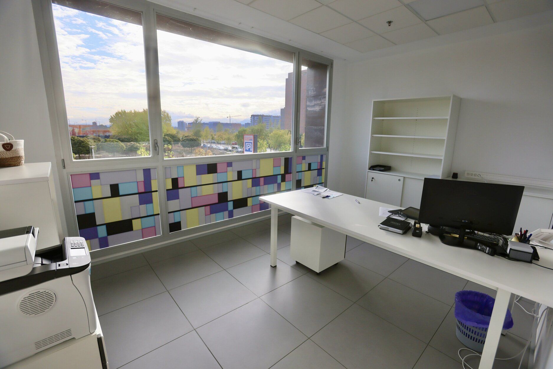 Una de las salas de trabajo de la Oficina de Vida Independiente.