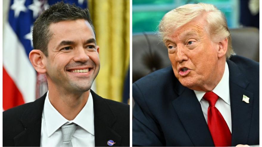 Trump se burla de las orejas del jefe de la NASA delante de los astronautas que viajaron a la Luna