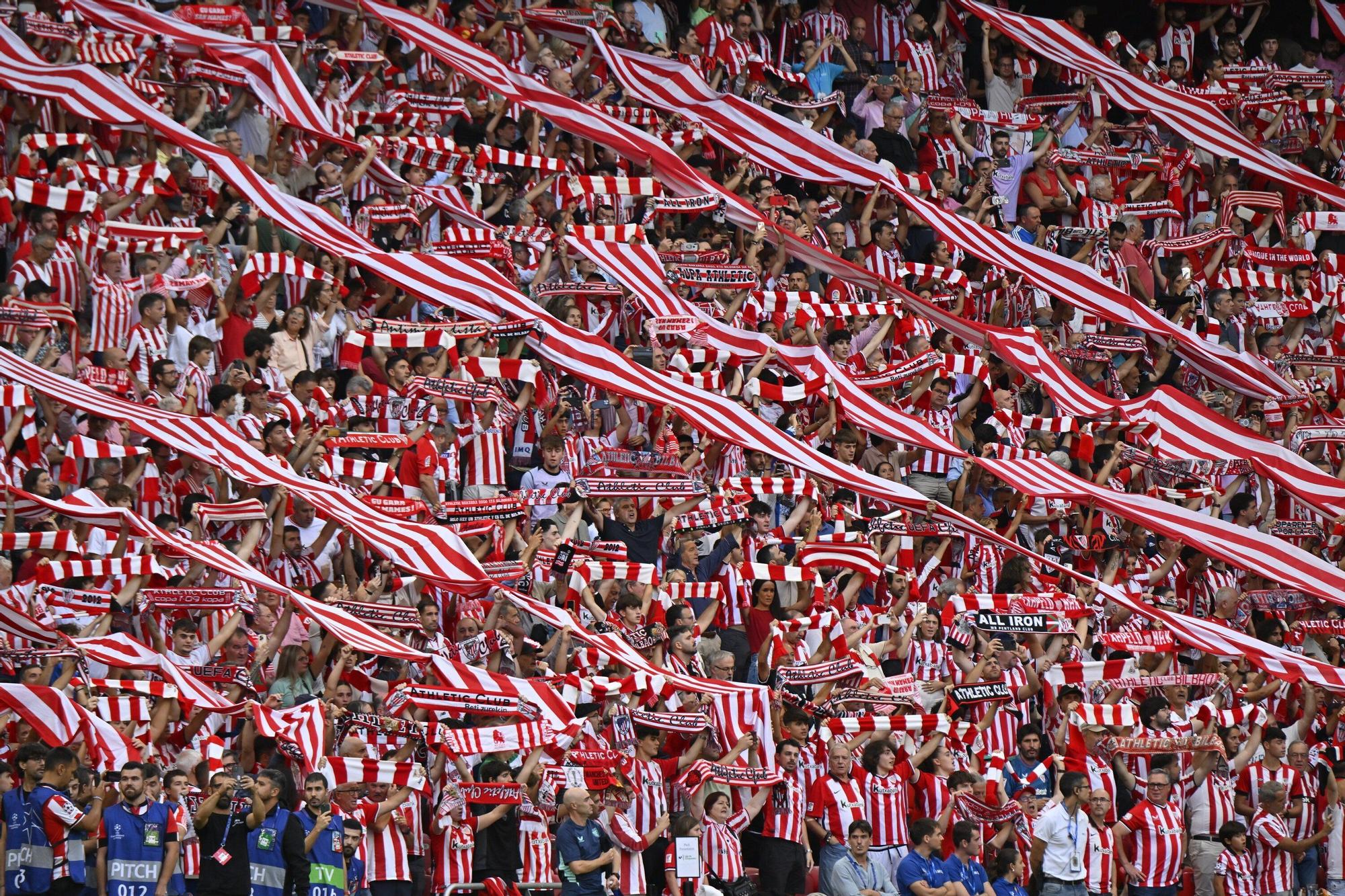 En imágenes: ¿Has estado en San Mamés viendo el Athletic-Arsenal? Búscate en nuestra galería