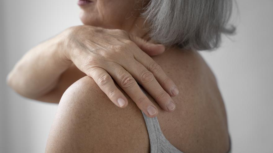 Cómo prevenir la sarcopenia al envejecer