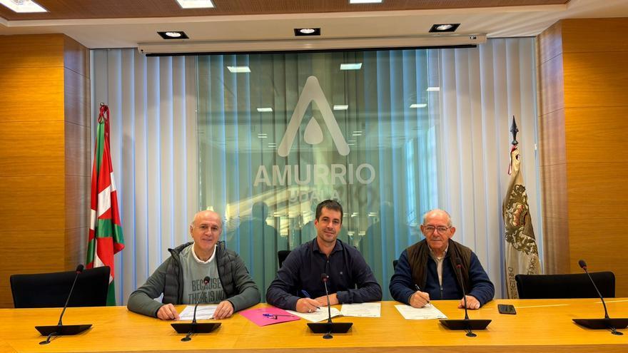 Amurrio firma un convenio con Ategin para fomentar la integración social y el acceso a la vivienda