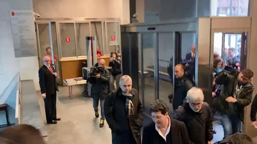 Cerdán llega al Parlamento de Navarra para comparecer en la comisión sobre obras públicas