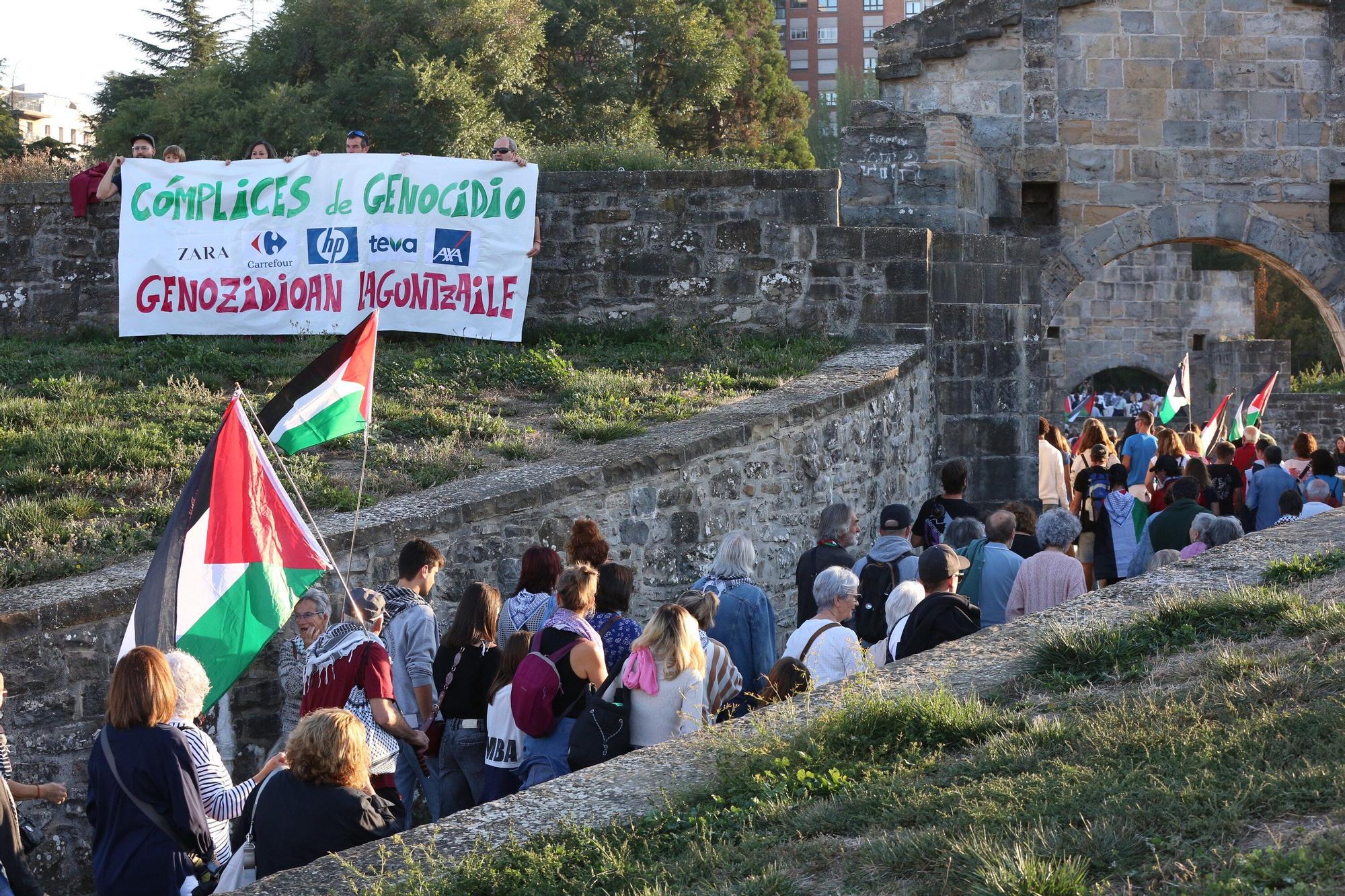 Una manifestación en Pamplona reclama el final del "colonialismo y la ocupación" en Palestina