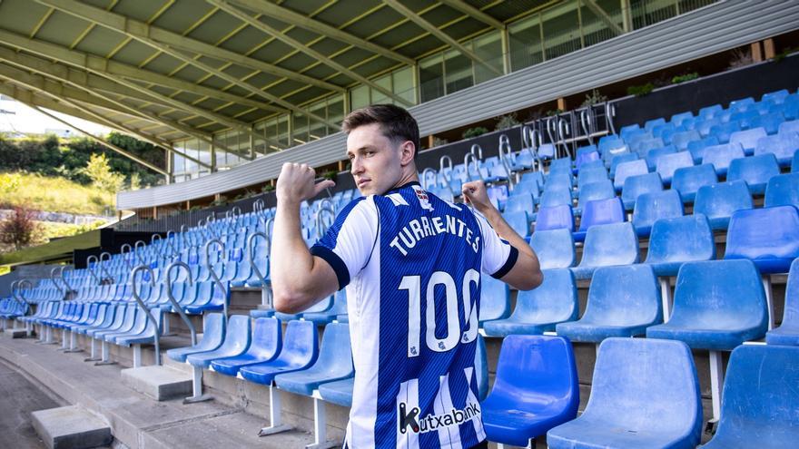 Turrientes: “Cuando fiché por la Real Sociedad fui el más feliz”