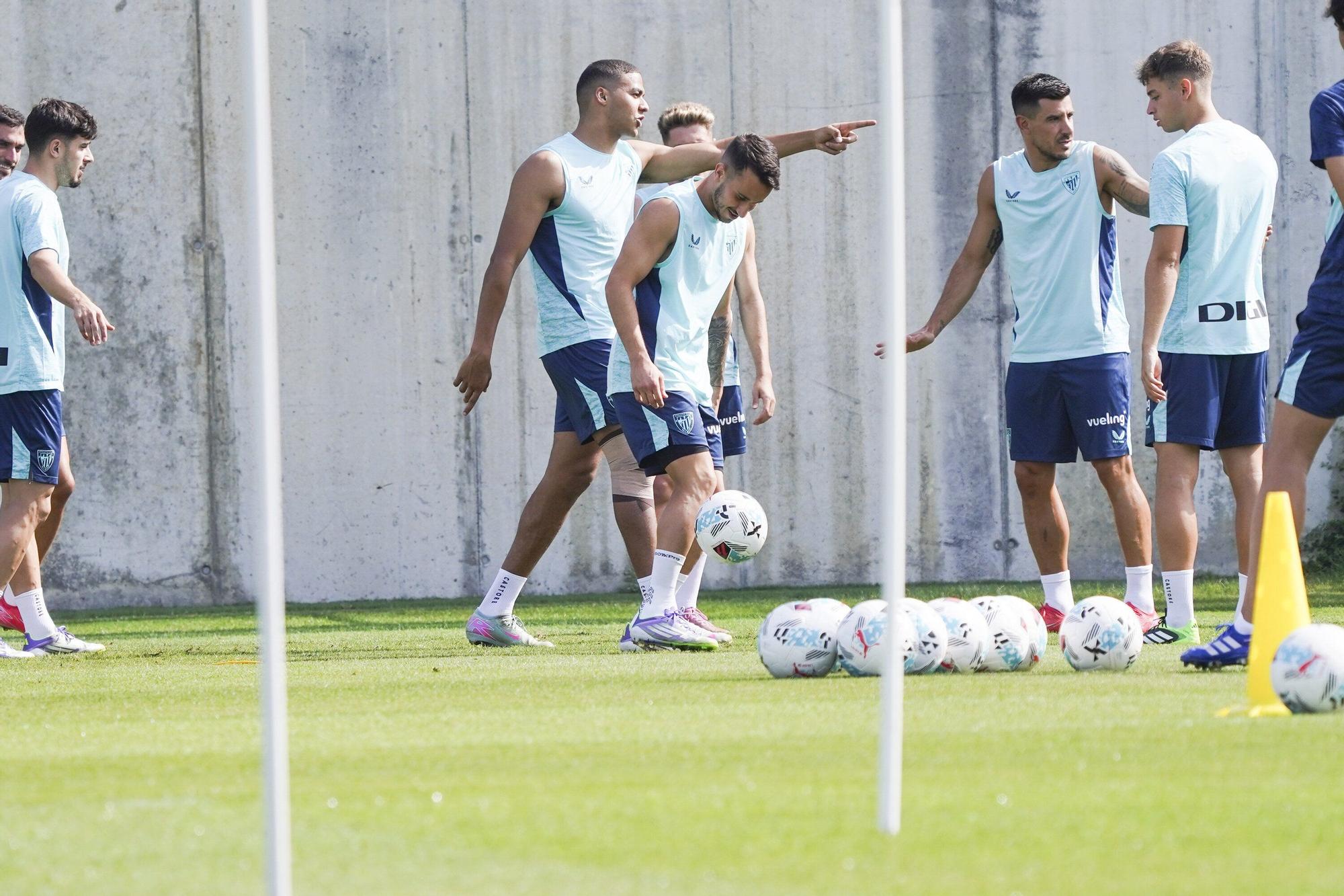 En imágenes: el Athletic entrena con Paredes y sin Adu Ares