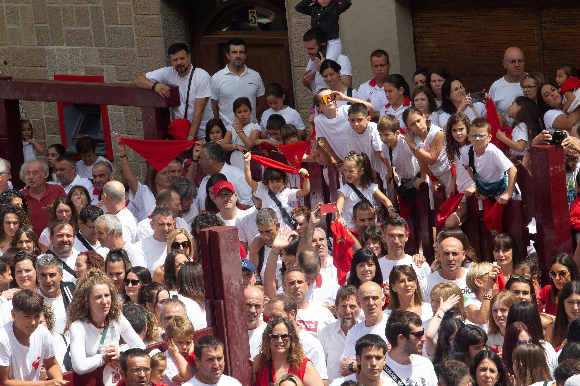 Chupinazo de las fiestas de Puente La Reina / Gares 2025