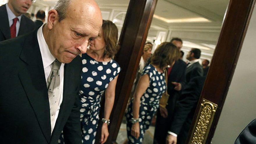 El ministro de Educación, José Ignacio Wert, con un gesto de preocupación.