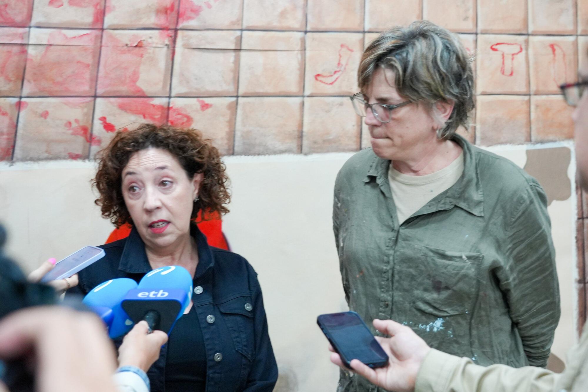 En imágenes: La colaboración ciudadana hace posible el mural del 3 de Marzo