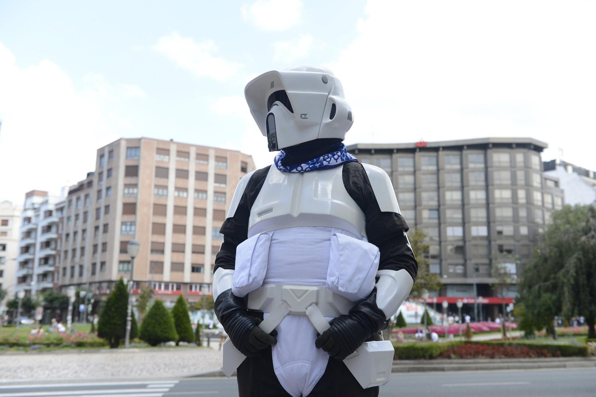 En imágenes: los personajes de Star Wars irrumpen en plena Aste Nagusia