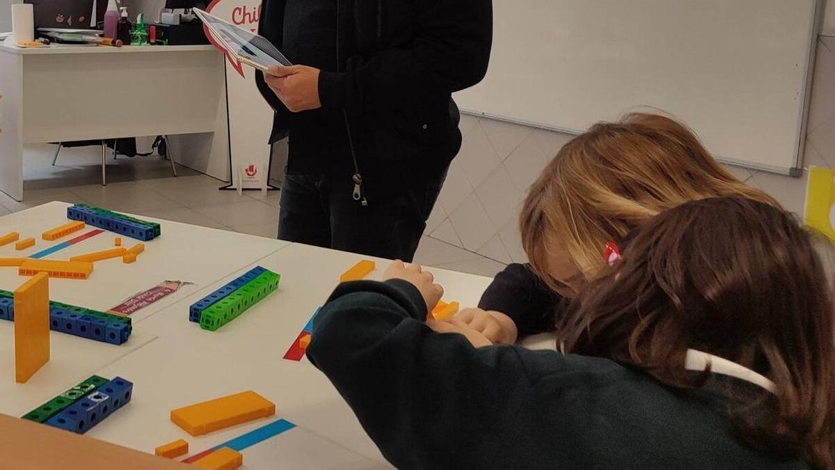 Imagen de detalle de una clase del colegio Miravalles - El Redín