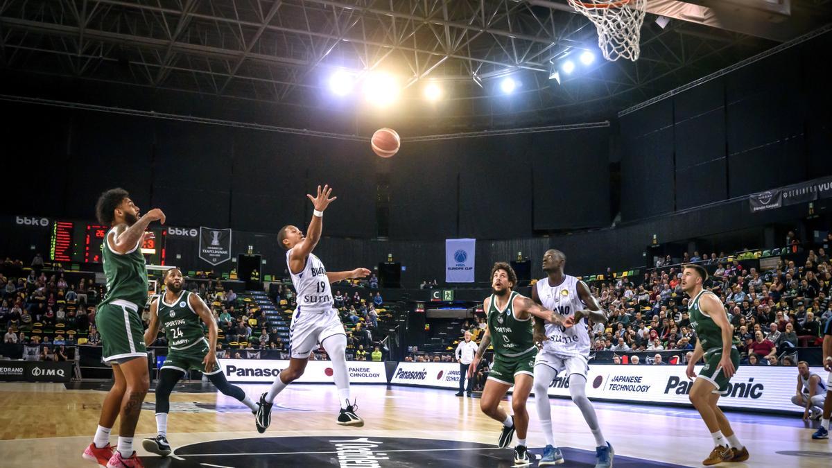 El Surne Bilbao somete en Miribilla al Sporting de Portugal