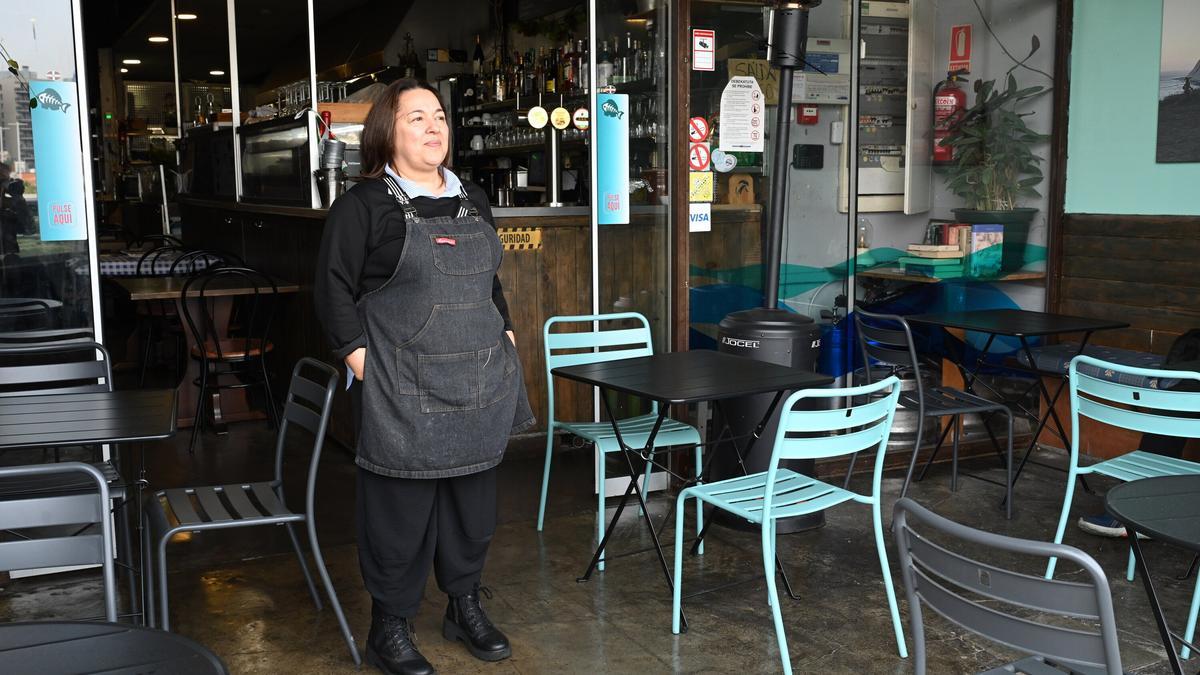 Elena Olmo regenta el restaurante La Lonja en Olabeaga.