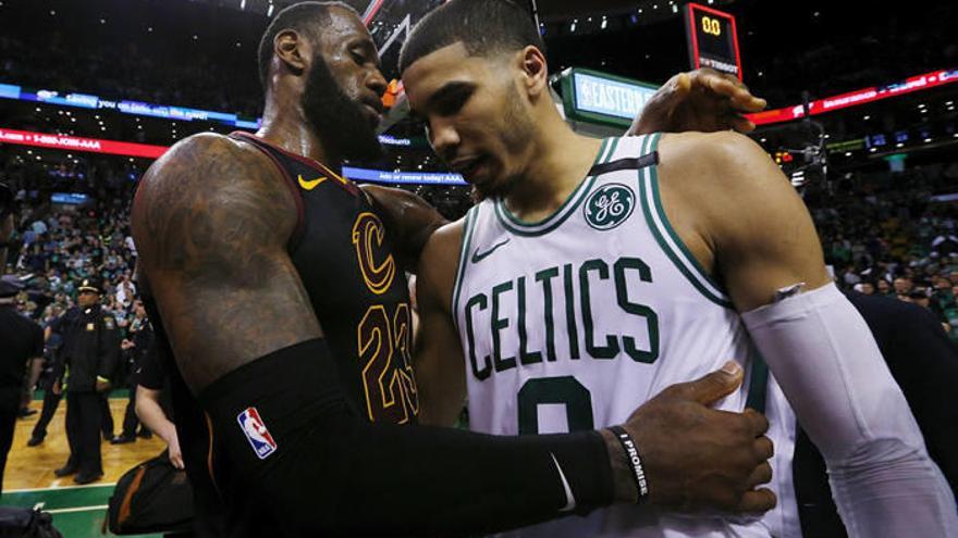 LeBron James puede con Boston y logra sus octavas finales seguidas