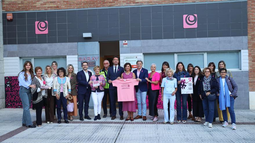 La carrera solidaria contra el cáncer de mama teñirá Pamplona de rosa con 12.000 dorsales el próximo 26 de octubre