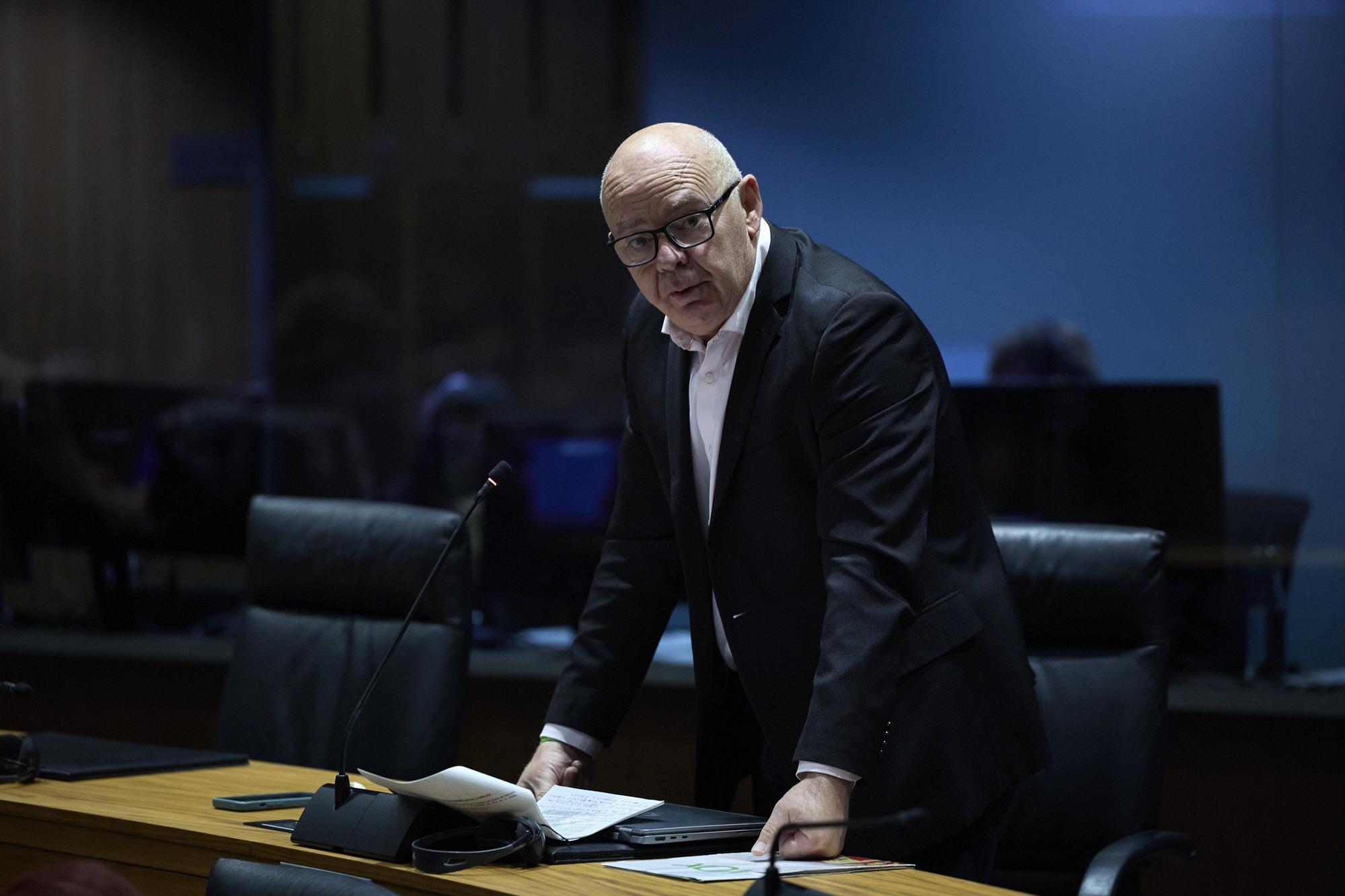 Fotos del pleno del Parlamento de Navarra (jueves 23 de octubre de 2025)