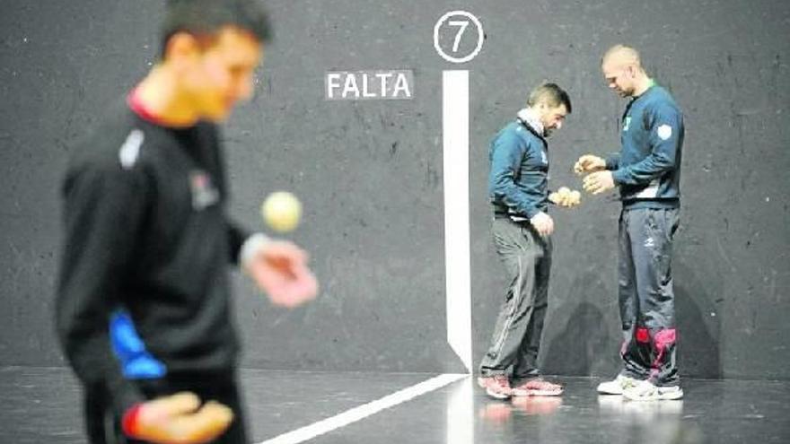 “Claro que me motiva jugar contra Berasaluze”
