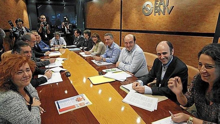 El EBB celebró ayer su primera reunión tras los comicios, en la que analizó los resultados y los pasos a dar en el futuro.