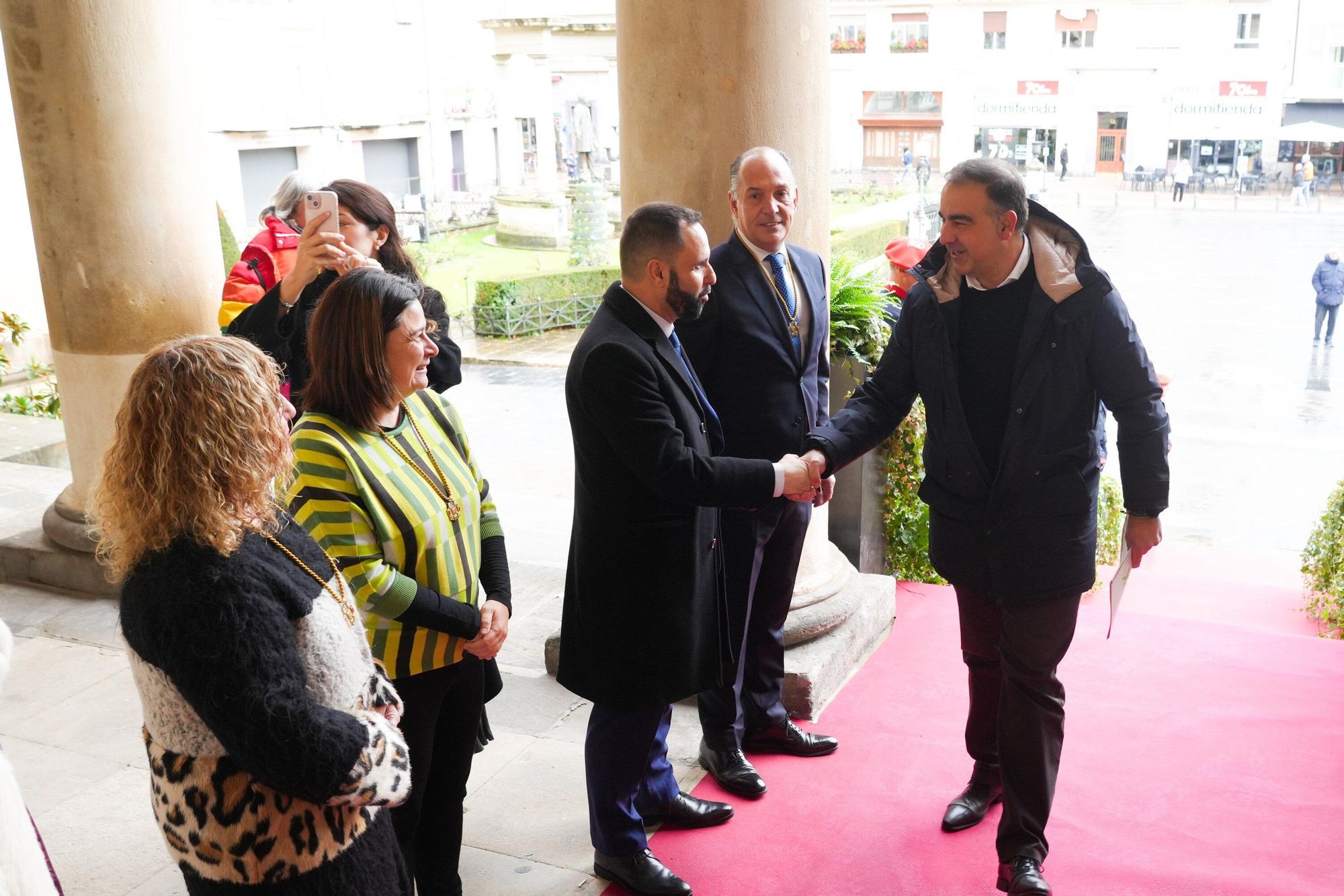 En imágenes: Pleno Tradicional de noviembre de Juntas Generales