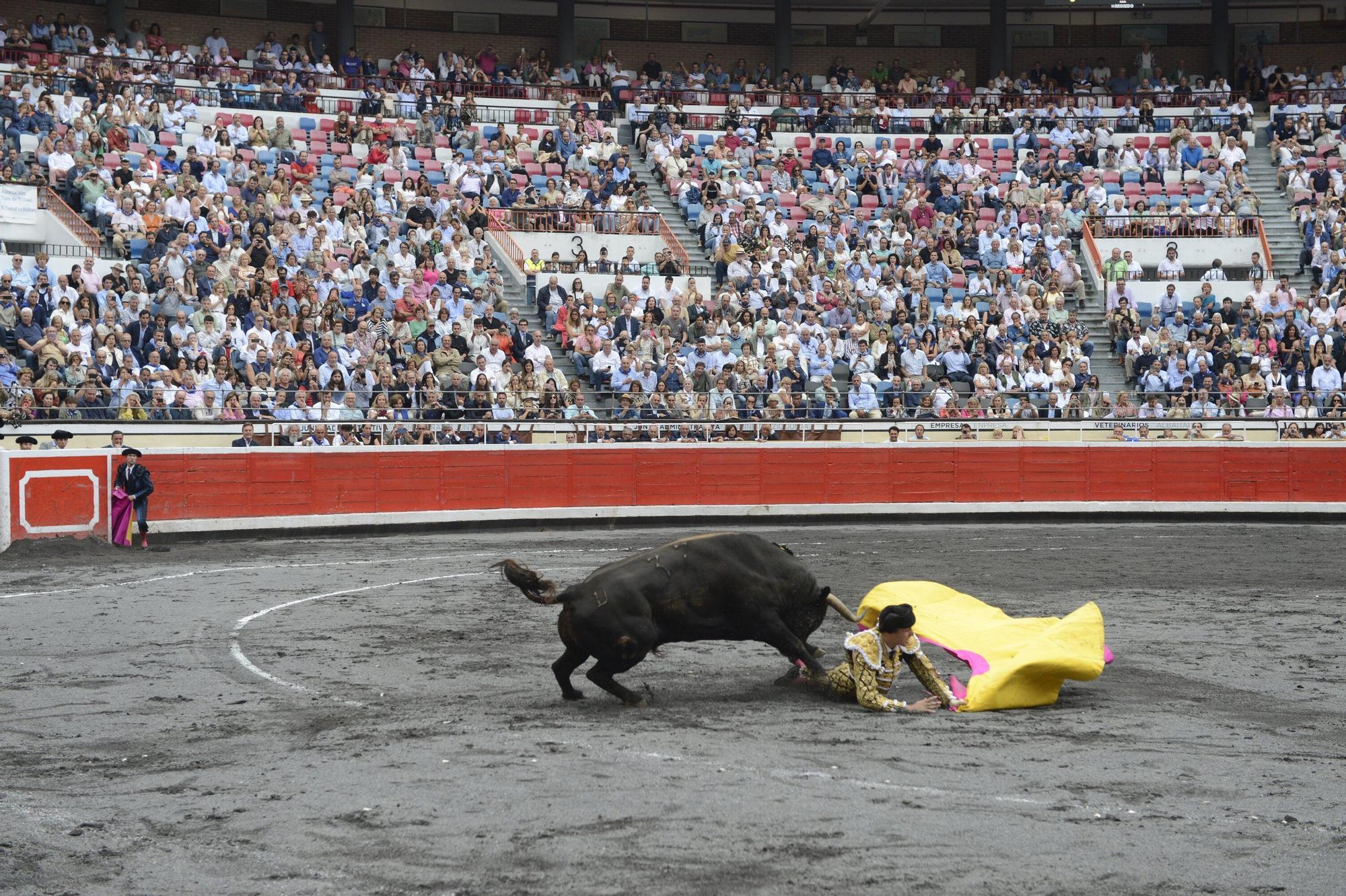 En imágenes: La asistencia a la feria taurina de Bilbao aumenta un 20% gracias a los jóvenes