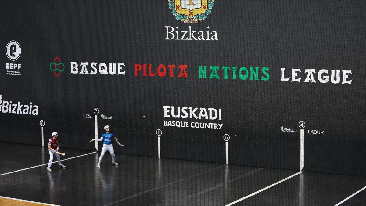 Gaubeka y un superlativo Imanol tumban a España en un partidazo y pelearán por las medallas de la Liga de Naciones de pala corta