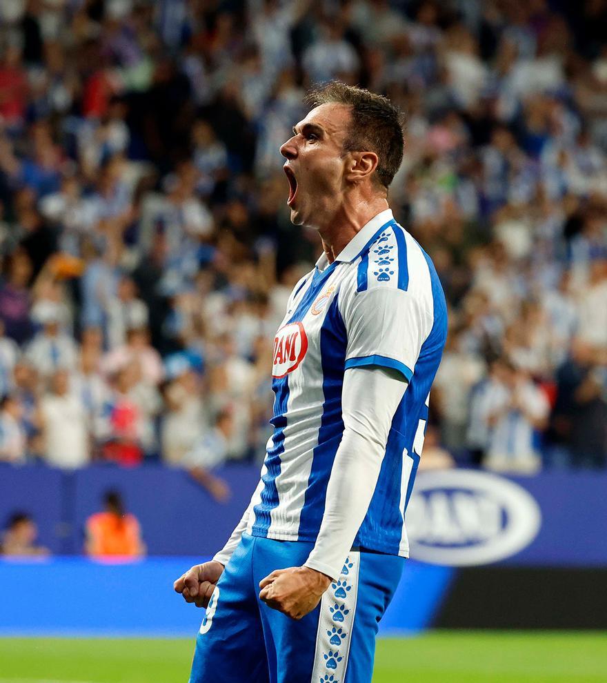 Kike celebra su tanto en Liga ante el Mallorca.