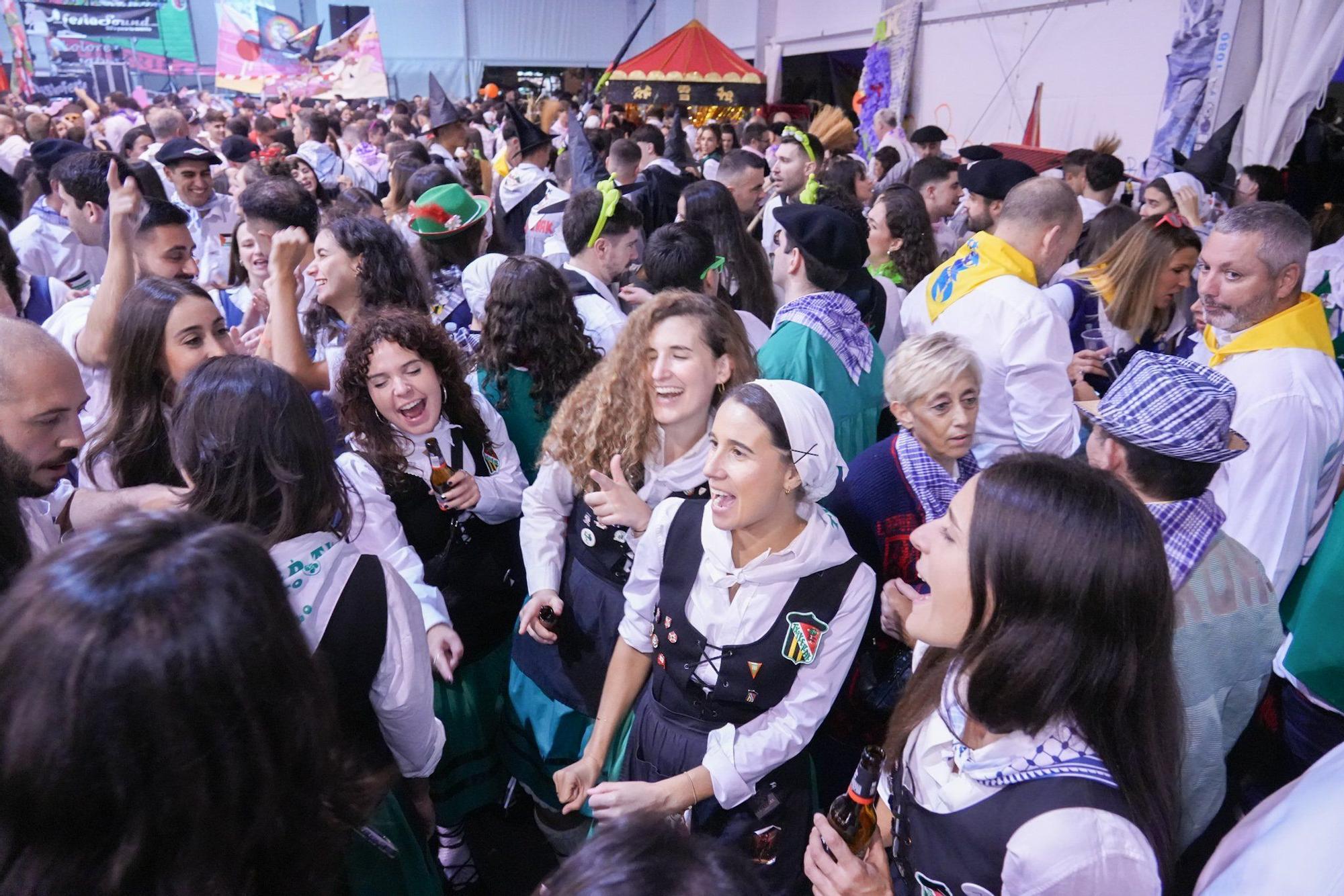 Yeray González da la salida a la intensa maratón de 9 días de fiestas de Basauri con las cuadrillas invadiendo las calles