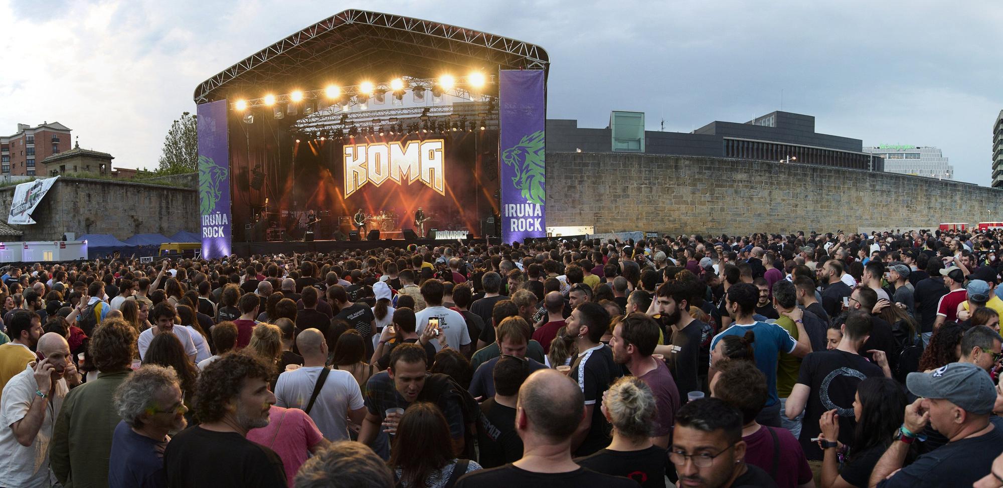 Fotos del primer día del Iruña Rock 2025