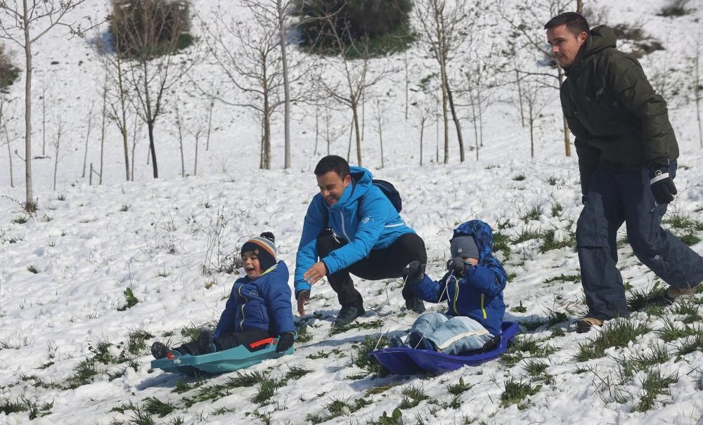 Imágenes de la nieve este sábado