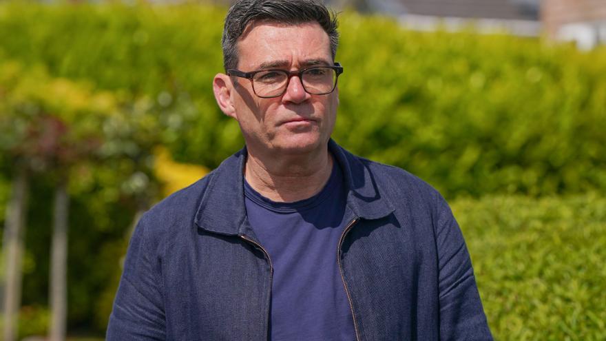 Burnham confirma su candidatura a suceder a Starmer