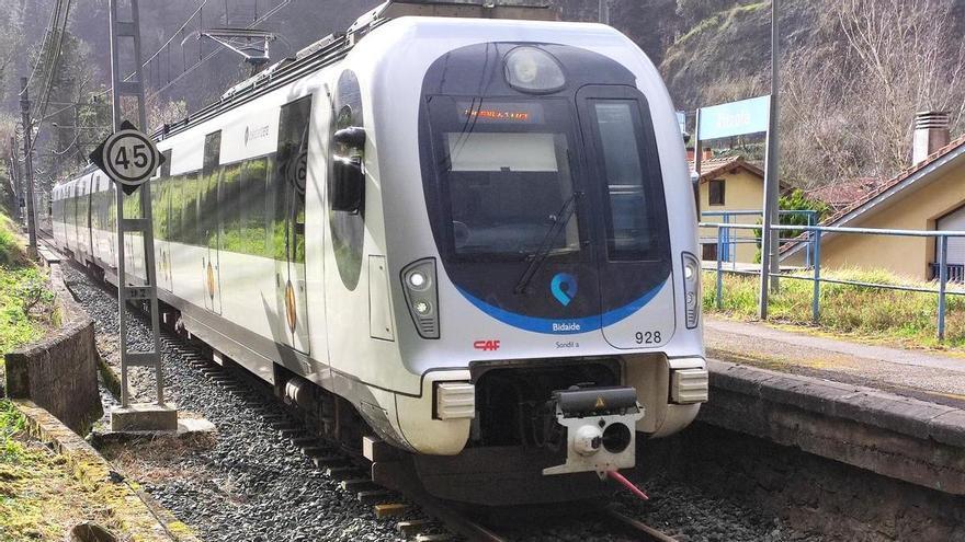 El contencioso de la estación de Altzola llega a Vitoria