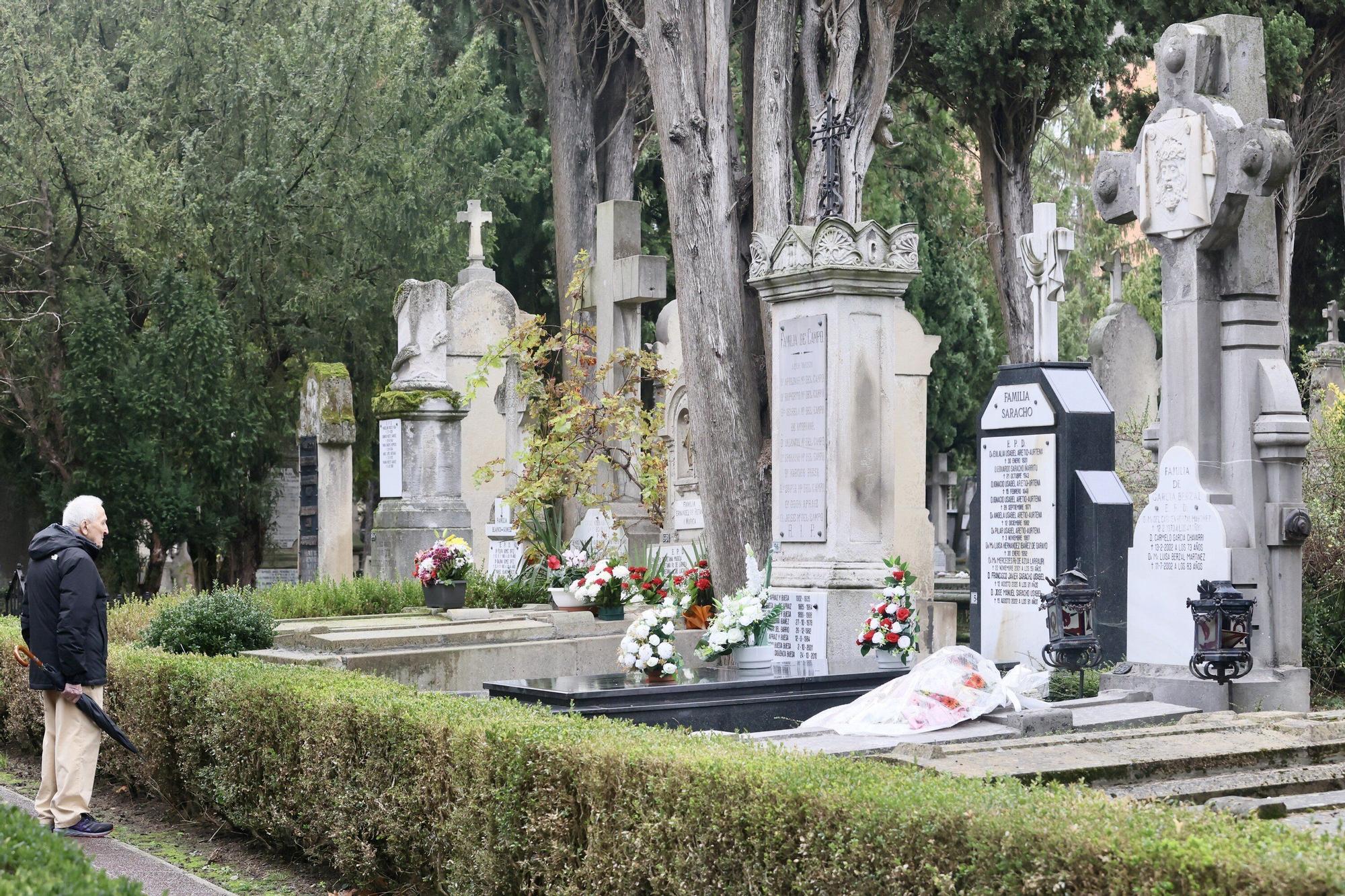 En imágenes: Vitoria muestra sus respetos en el día de Todos los Santos