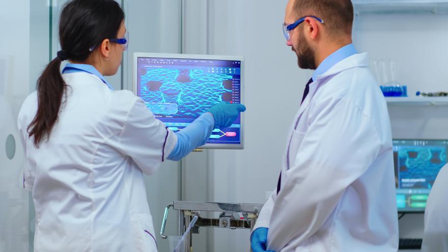 Los médicos piden parar los pies a la inteligencia artificial: le ven importantes riesgos