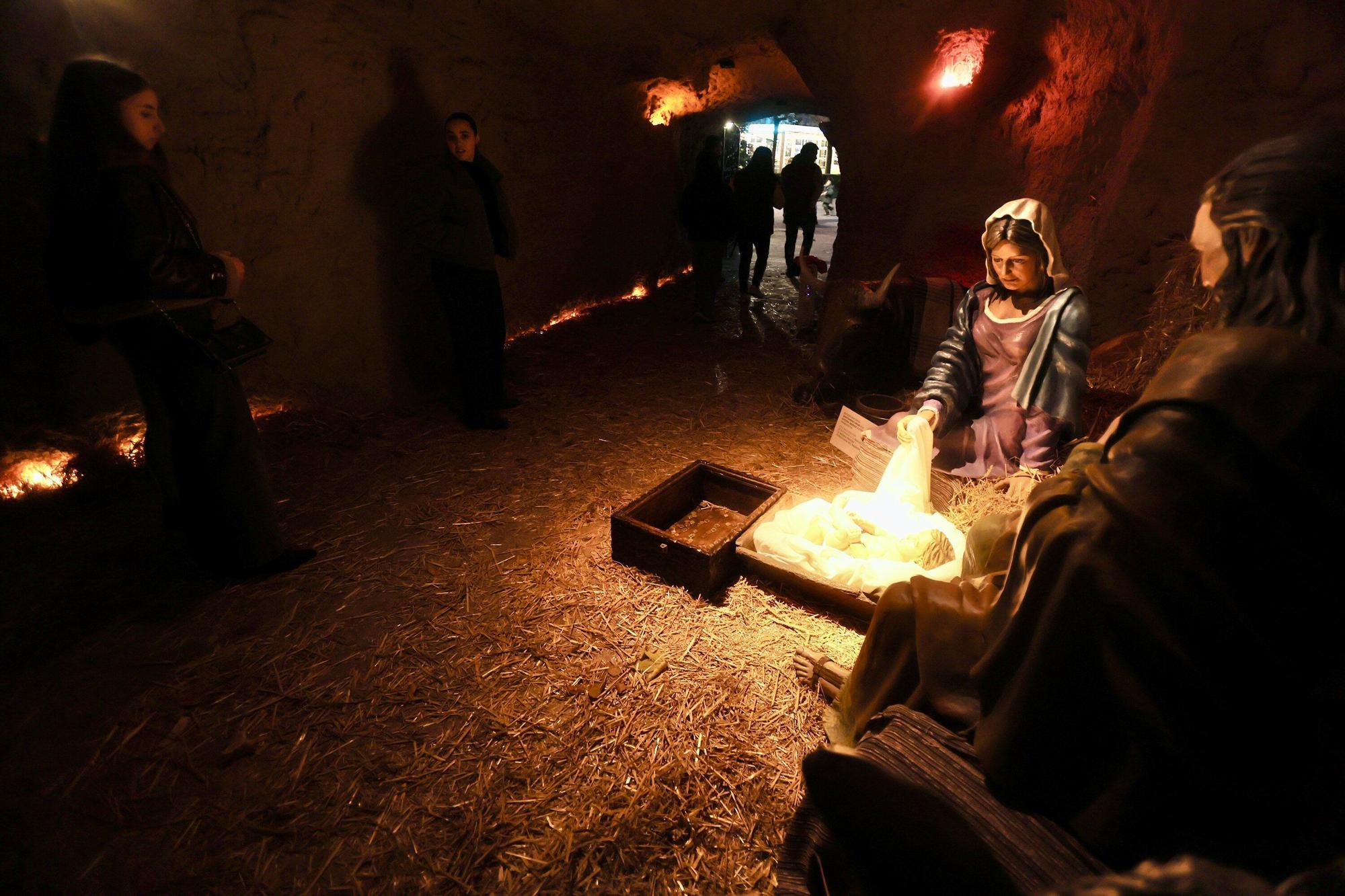 La Florida se sumerge en la Navidad con su mercado y el Belén