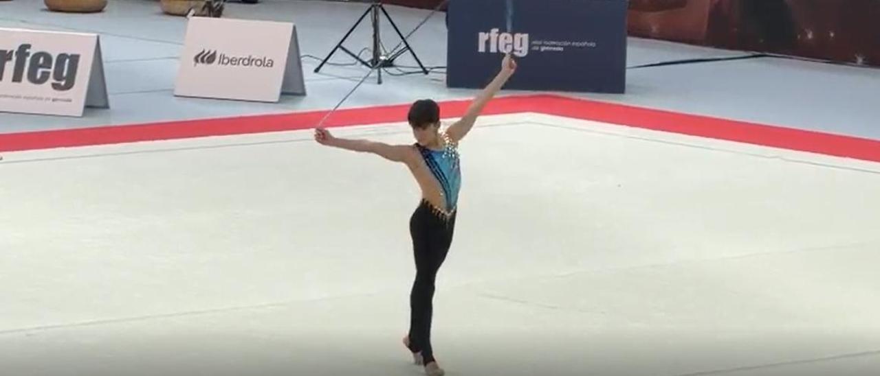 Así ha sido la ronda del joven atleta Hodei Rivas, primer puesto en la Copa estatal de gimnasia rítmica.