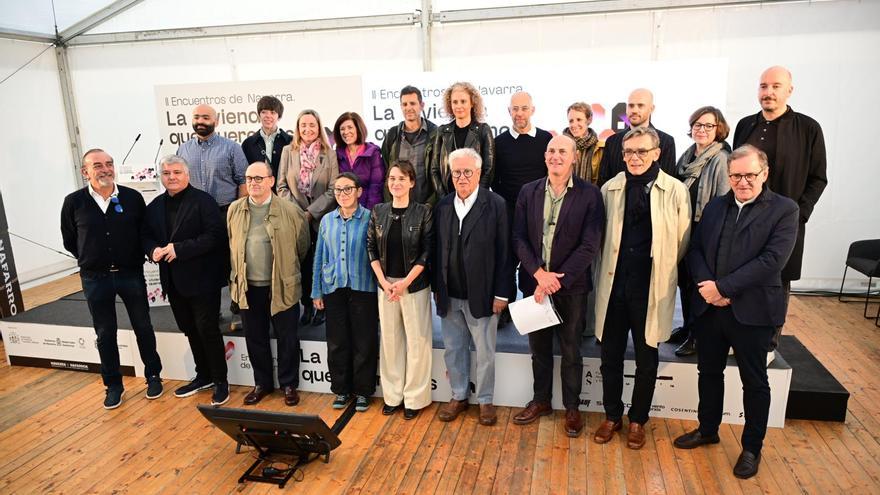 Begoña Alfaro: &quot;O se está con las familias o con quienes especulan con la vivienda&quot;