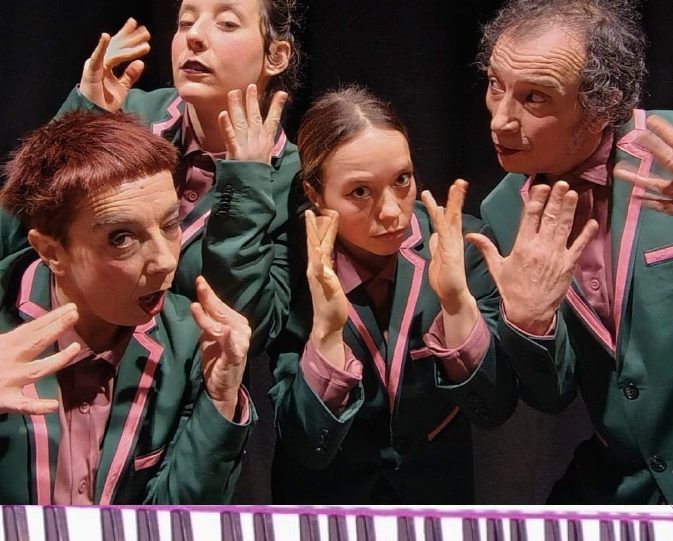 Zirika Zirkus presentará en el ciclo Kultur su espectáculo 'Sinfonika Afonika'.