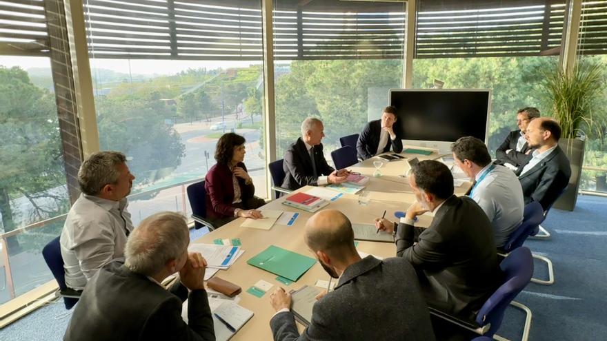 Urkullu presenta el proyecto de eAtlantic ante el Centro de Investigación de la UE en Sevilla