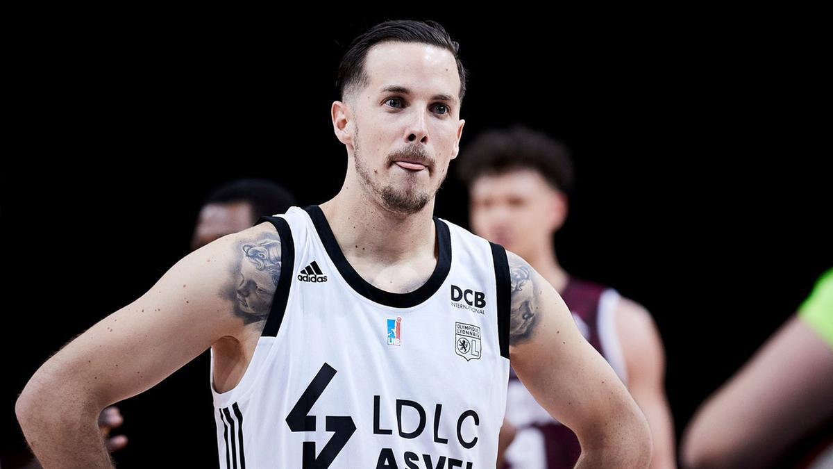 Heurtel, en su segunda etapa como jugador de Asvel