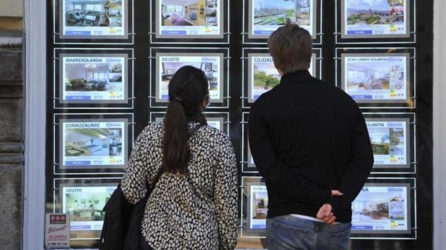 Comprar una casa en la CAV exige diez años de salario íntegro