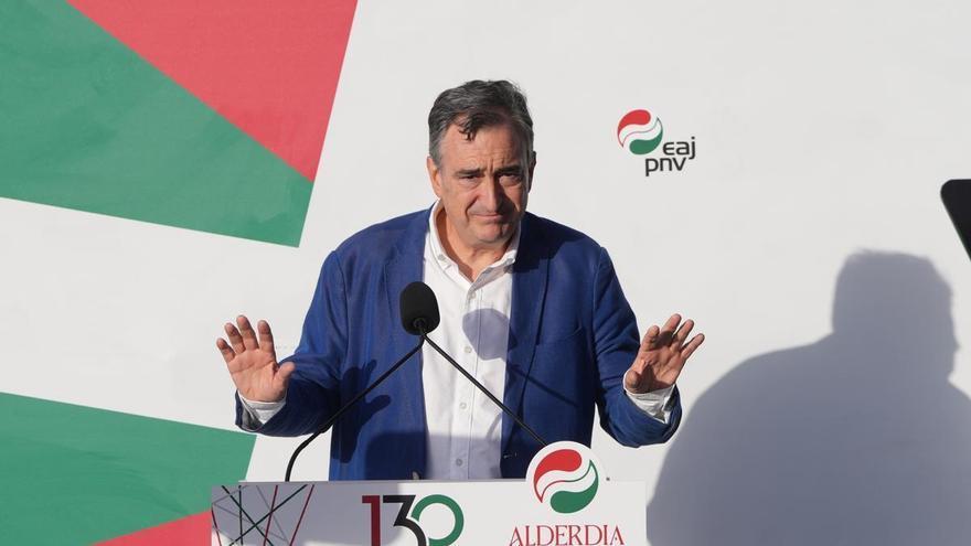 El PNV cree que se está &quot;en un momento de neblina en cuanto al futuro&quot; de la legislatura y ve &quot;casi imposible&quot; que pueda haber presupuestos