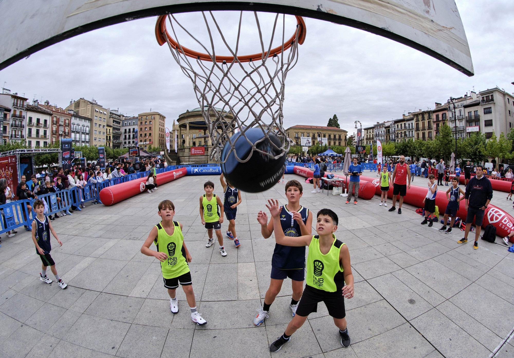Fotos del circuito 3x3 de baloncesto Caixabank