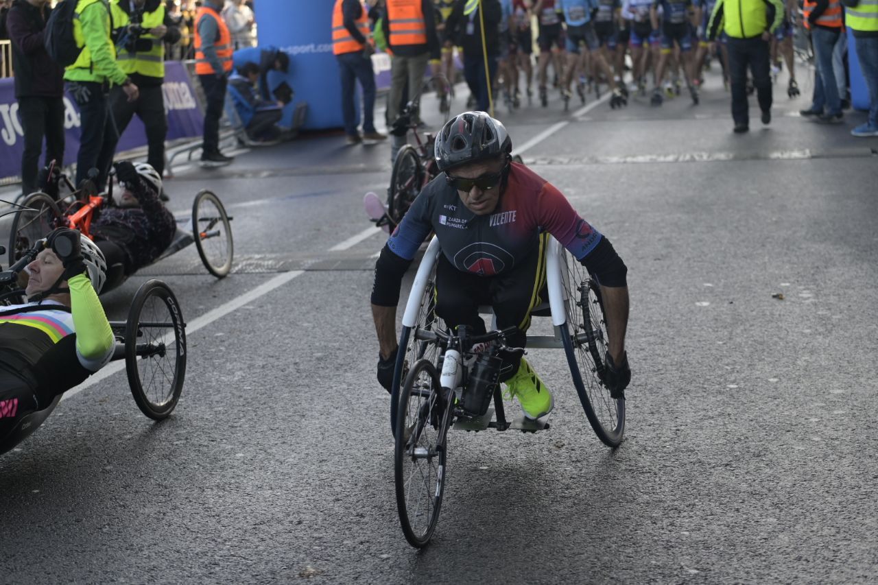 Ilusión y concentración en la salida de la Behobia-San Sebastián