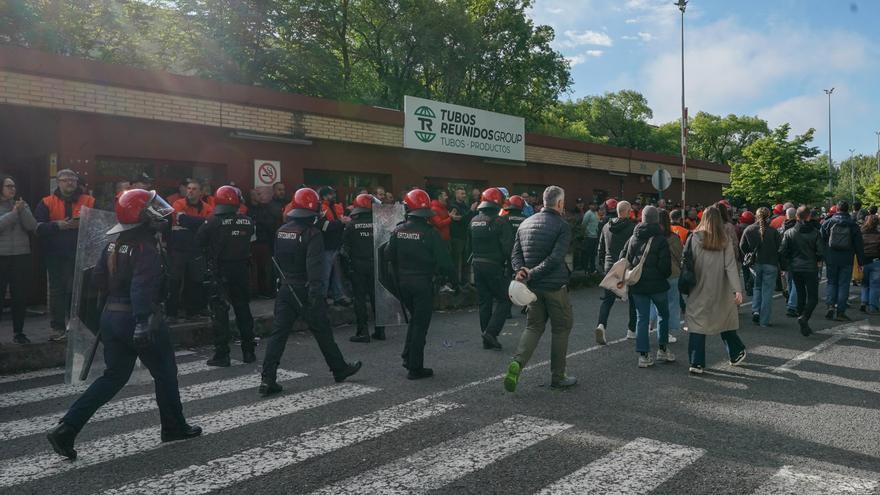 LAB se abre a debatir sobre el fin de la huelga en Tubos en Amurrio en la decisoria asamblea de este viernes